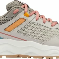 Budget 🛒 Columbia Women's Plateau Waterproof 👟 Shoes Black/white 🥰